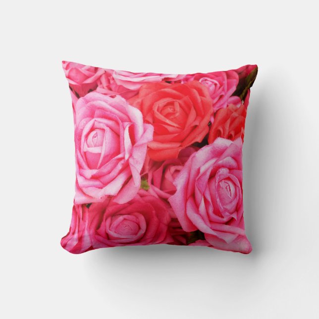 Beautiful red and pink roses throw pillow (Front)