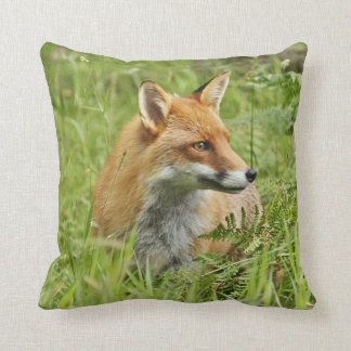 Beautiful Red Fox among Ferns Throw Pillow