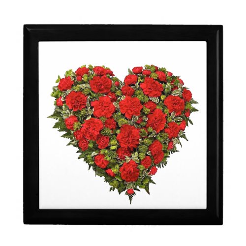 Beautiful Red Roses Heart Design   Gift Box
