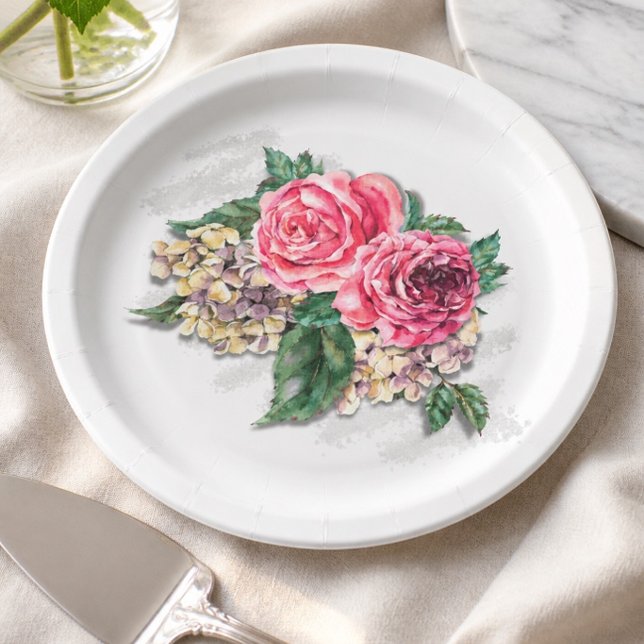Beautiful Red Roses Paper Plate (Creator Uploaded)