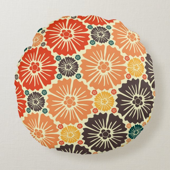 Beautiful retro art nouveau round pillow (Front)