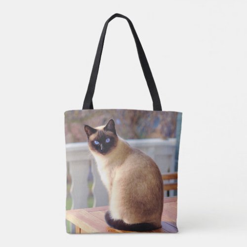 Beautiful Siamese Cat with Blue Eyes Tote Bag