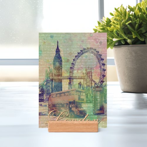 Beautiful trendy Vintage London Landmarks Holder