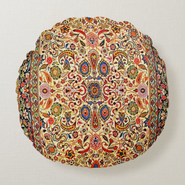 Beautiful Turkish traditional carpet     Round Pillow (Front)