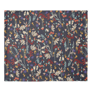 Beautiful vintage Floral pattern in the many kind  Duvet Cover