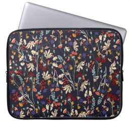 Beautiful vintage Floral pattern in the many kind  Laptop Sleeve