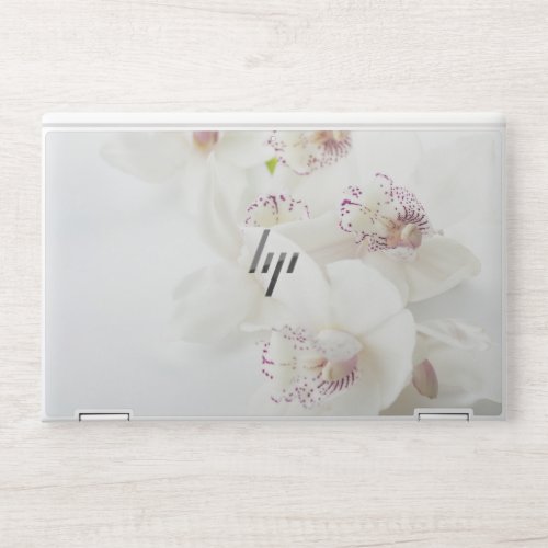 Beautiful White Flowers HP Laptop Skin