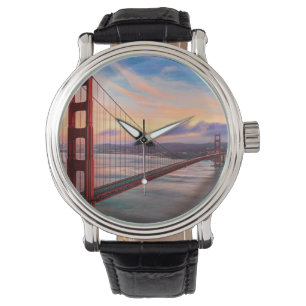 Beautiful winter sunset at Golden Gate Bridge Watch