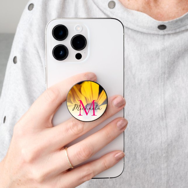 Beautiful yellow Daisy flower photo Monogram PopSocket (Hand)