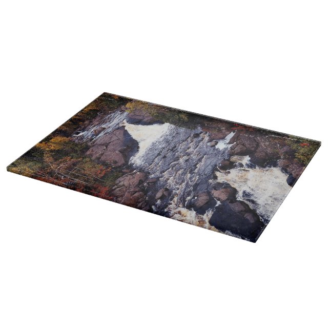 Beaver River Falls tall cutting board (Corner)