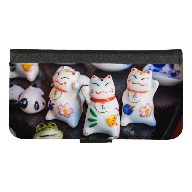 Beckoning cat figurines iPhone wallet case (Front (Horizontal))