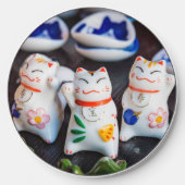 Beckoning cat figurines wireless charger (Front)
