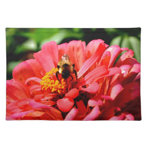 Bee and coral zinnia placemat