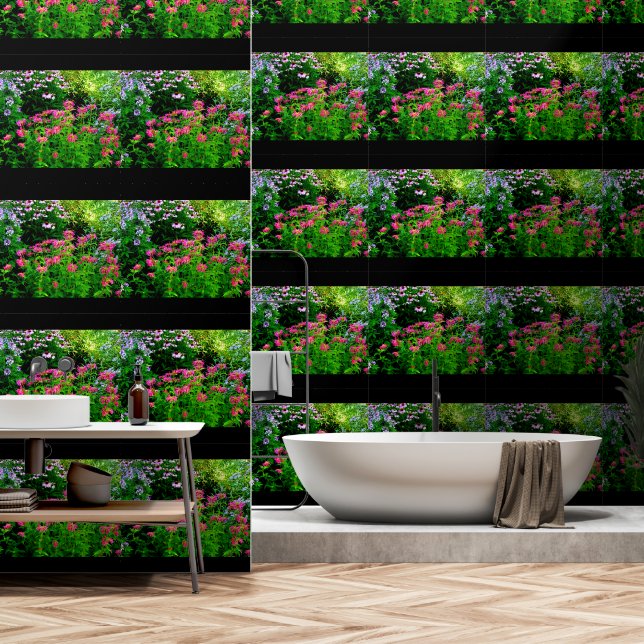 Bee Balm Wallpaper (Bathroom)