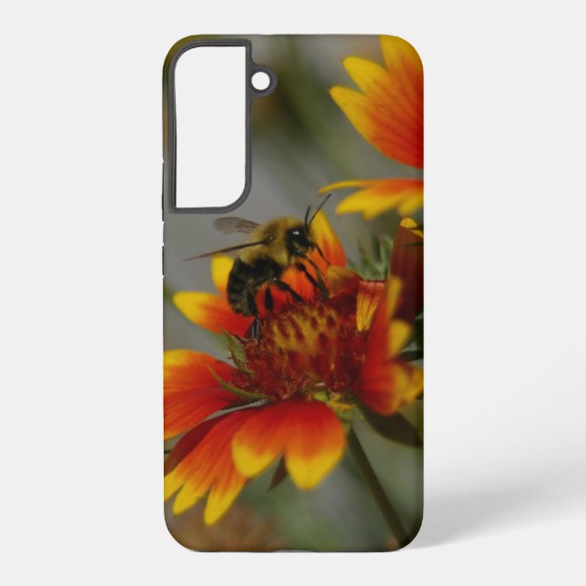 Bee foraging on a flower samsung galaxy case (Back)