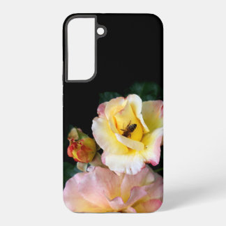  Bee on Pink Yellow Roses Flowers Samsung Galaxy S22+ Case