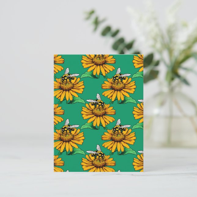 Bee on Sunflower Flower Pattern Design Green  Postcard (Standing Front)