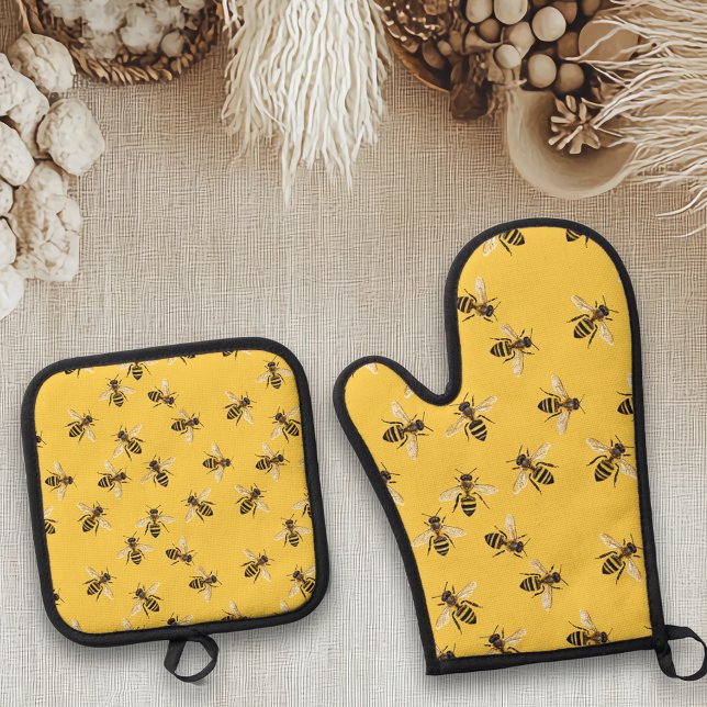 Bee Pattern Yellow Oven Mitt & Pot Holder Set (Creator Uploaded)