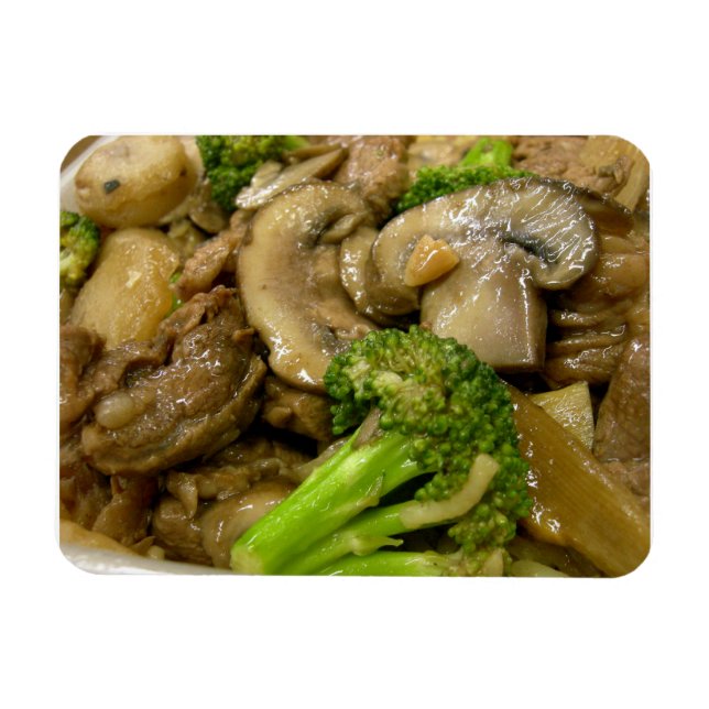 Beef, broccoli & mushroom stir fry magnet (Horizontal)