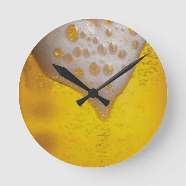Beer Glass with Bubbles and Foam Round Clock (Front)