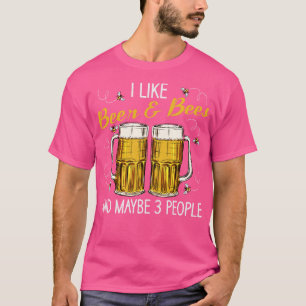 Beer Lover Bees Drinking Beers Pub Party  T-Shirt