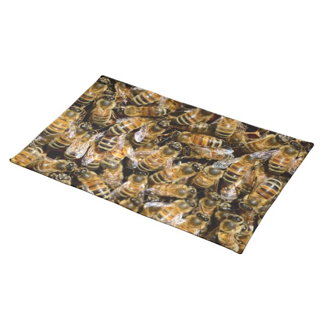 Bees carpet placemat (On Table)