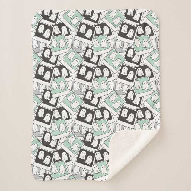 Beetlejuice | Chibi Lydia Ghost Photography Sherpa Blanket (Front)