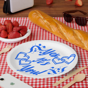 Begins With A Kiss Collection Paper Plates