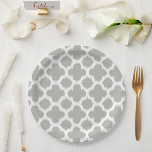 Beige Gray White Retro Ikat Quatrefoil Pattern Paper Plates (Wedding)