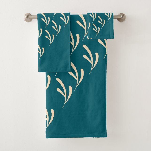 Beige Leaf Repeat Teal     Bath Towel Set (Insitu)