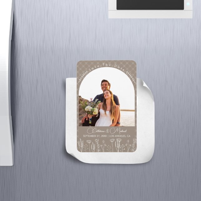 Beige Wildflower Bohemian Arch Wedding Magnet (Creator Uploaded)