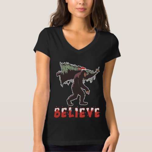 Believe Bigfoot Sasquatch Christmas Xmas Gift T_Shirt