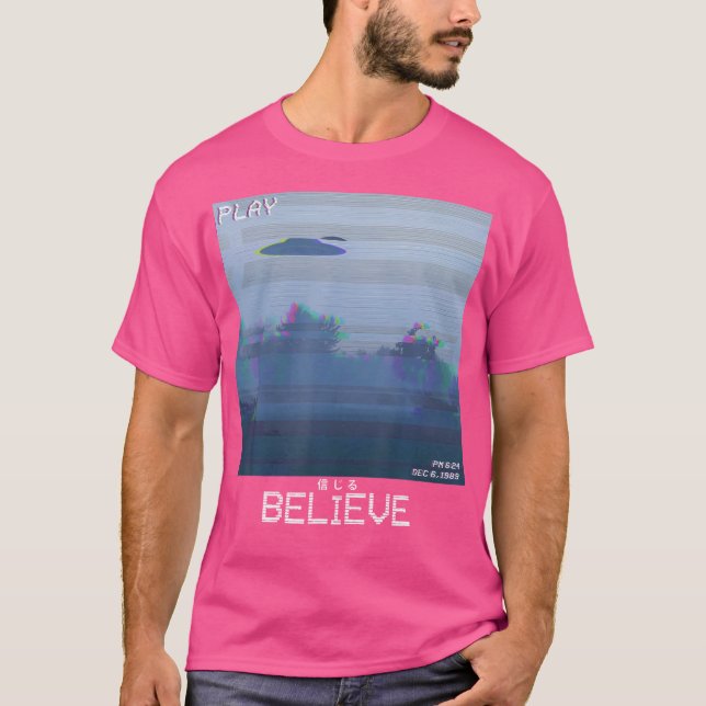 Believe Ufo Vaporwave Synthwave 80S Retro Flying S T-Shirt (Front)