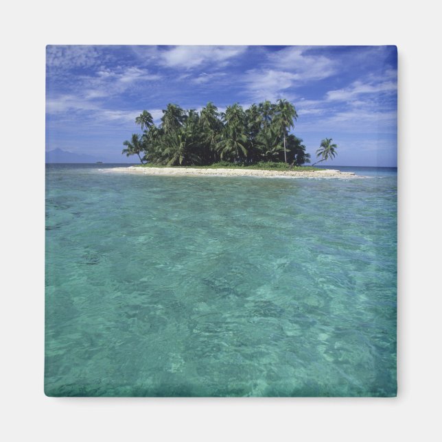 Belize, Barrier Reef, Unnamed island or cay. Magnet (Front)