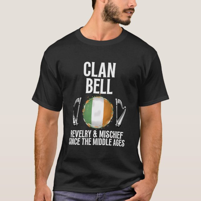 Bell Surname Irish Family Name Heraldic Celtic Cla T-Shirt (Front)
