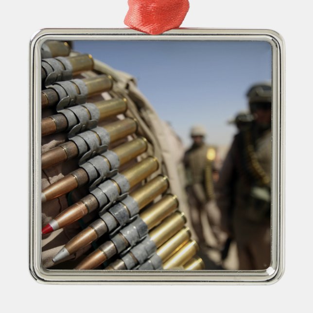 Belts of 50-caliber ammunition metal ornament (Front)