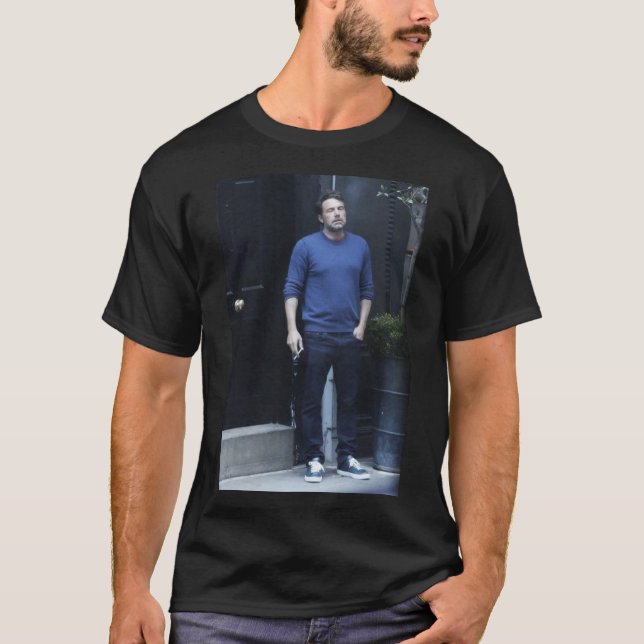 Ben Affleck Smoking Classic T-Shirt (Front)