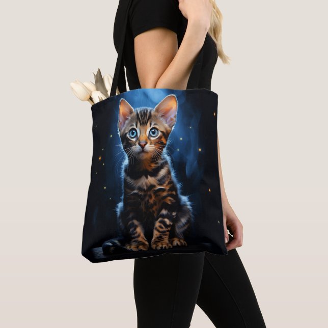 Bengal cat tote bag (Close Up)