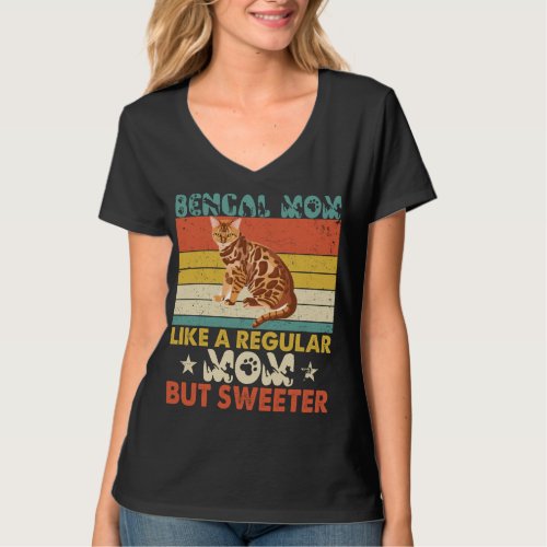 Bengal Mom Funny Cat Mom Definition Mother Of Cats T_Shirt