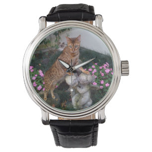 Bengal on statue watch