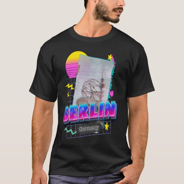 BERLIN ENGV Vaporwave 80s Retro Germany T-Shirt (Front)
