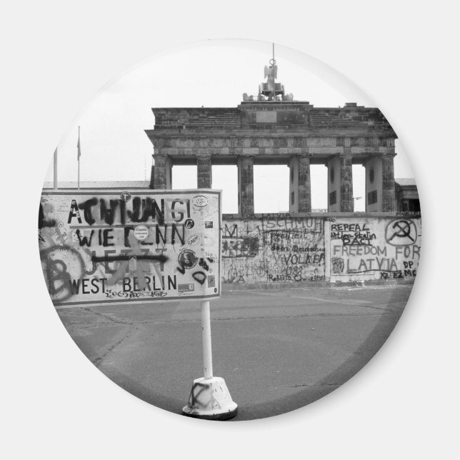 Berlin Wall Magnet (Front)