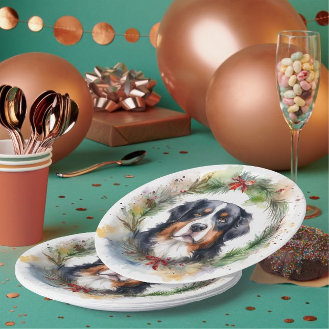 Bernese Mountain Christmas Wreath Festive Pup  Paper Plates (Multi)