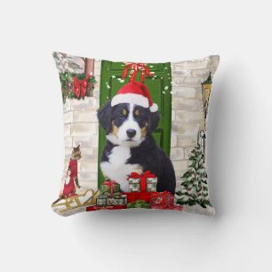 Bernese Mountain Dog Christmas  Throw Pillow