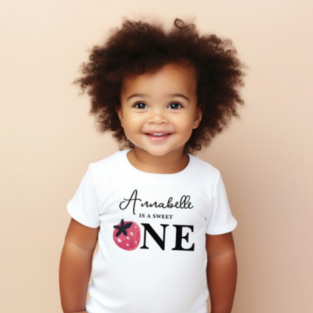 Berry First Birthday Guest Of Honor T-Shirt Baby Bodysuit (Creator Uploaded)