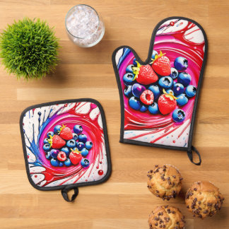 Berry Splash: Color Burst Oven Mitt & Pot Holder Set
