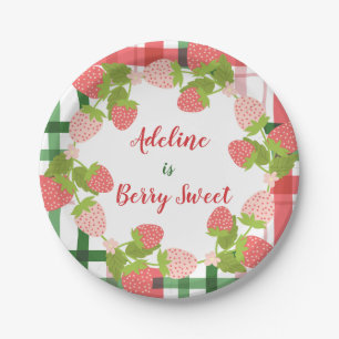 Berry Sweet Strawberry Wreath Paper Plates