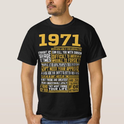 Best Born in 1971 Facts for Mens Womens Bday Gif T_Shirt