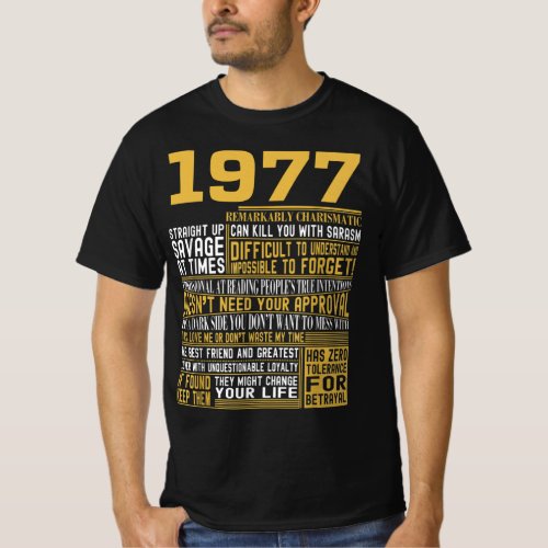 Best Born in 1977 Facts for Mens Womens Bday Gif T_Shirt