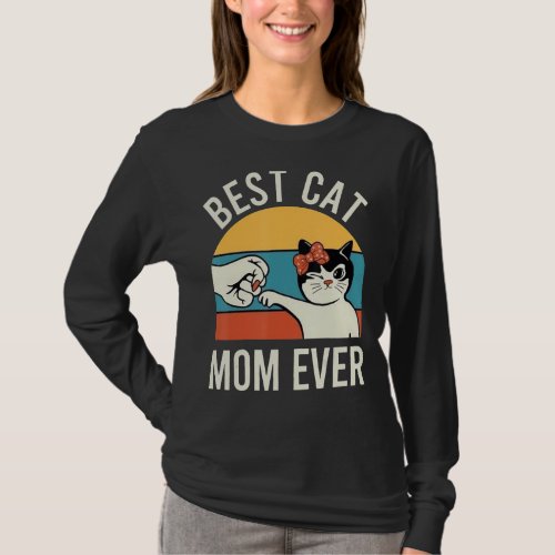 Best Cat Mom Ever Vintage Retro Cat Mommy Cat Moth T_Shirt